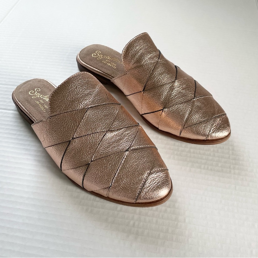 SEYCHELLES METALLIC PINK SLIDE ON SHOES SIZE 7.5 BARBIE BARBIECORE TRENDY COMFY